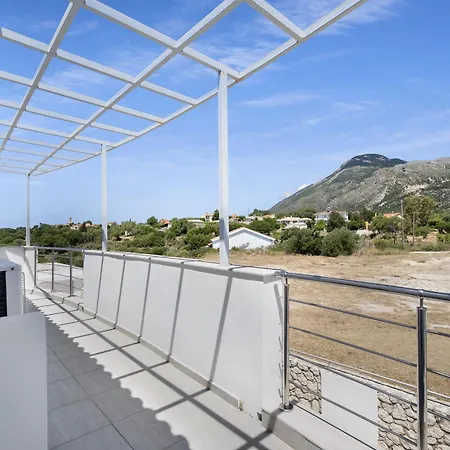 M And T Seaview Main Villa